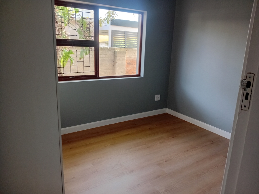 To Let 3 Bedroom Property for Rent in Strand North Western Cape